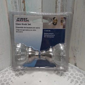 First Watch Satin Finish Glass Knob Set